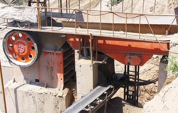山西晋城150吨煤矸石破碎生产线